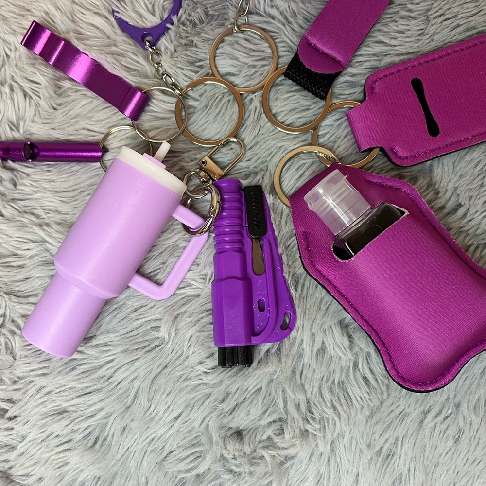10pcs Purple Keychain Accessory Set - Picture 3 of 4
